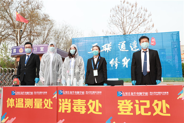 �������С�M