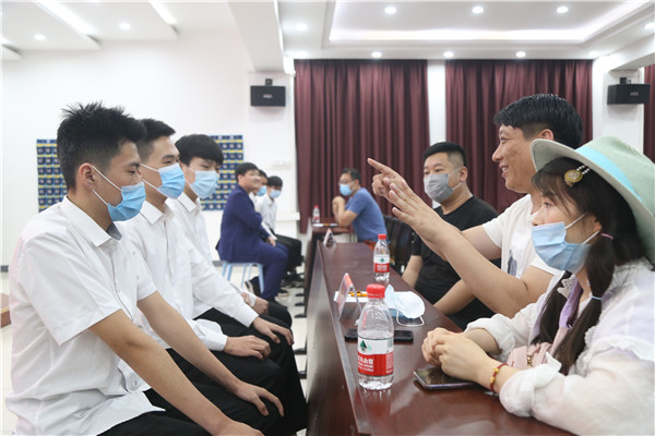 ������Ƹ��