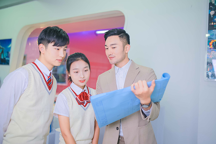 ʯ���f���A��X�W(xu��)У