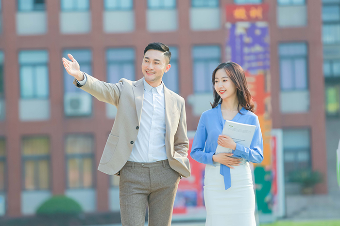 ʯ���f���A��X�W(xu��)У