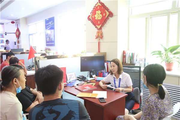 ʯ���f���A��X�W(xu��)У