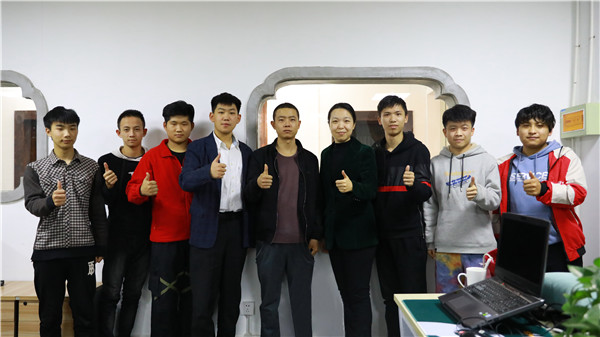 ʯ���f���A��X�W(xu��)У