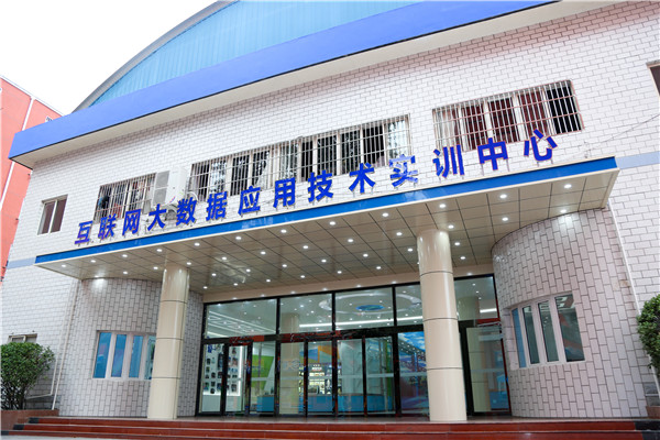 ��Ӗ����