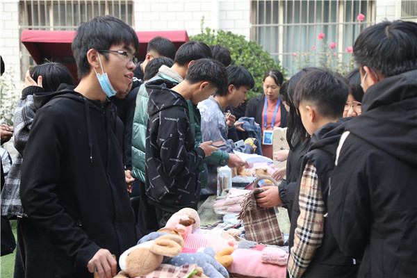 ��ӬF(xi��n)��