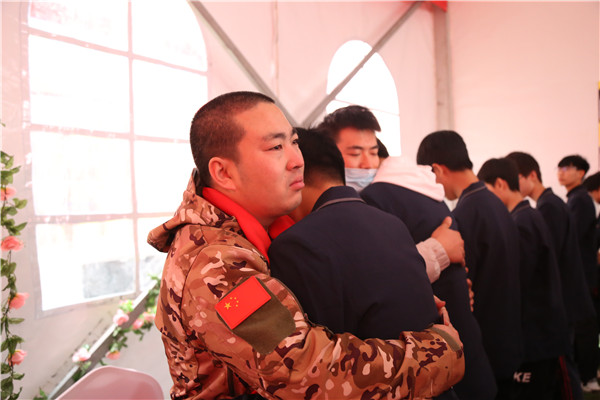 ʯ���f���A��X�W(xu��)У