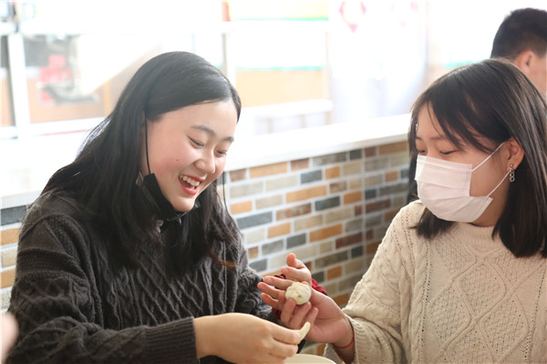 ʯ���f���A��X�W(xu��)У