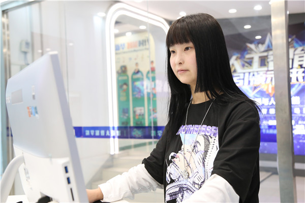 ʯ���f���A��X�WУ