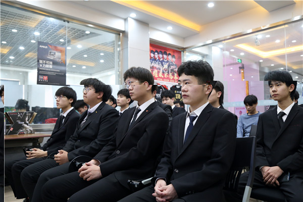 石家莊新華電腦學(xué)校