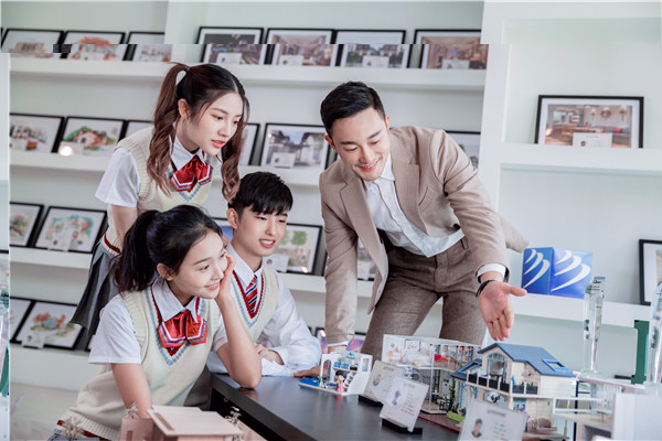 ʯ���f���A��X�W(xu��)У