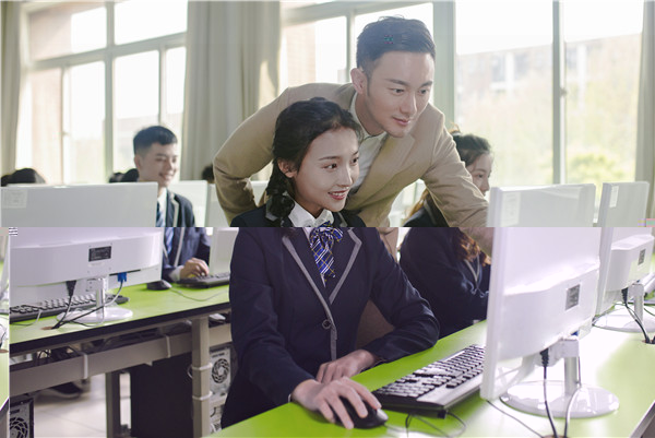 ʯ���f���A��X�W(xu��)У