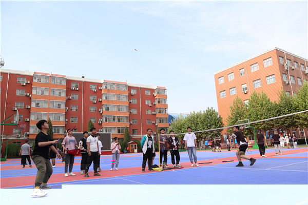 ʯ���f���A��X�W(xu��)У