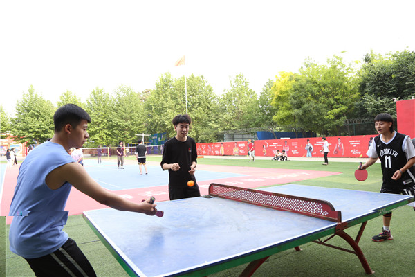 ʯ���f���A��X�W(xu��)У