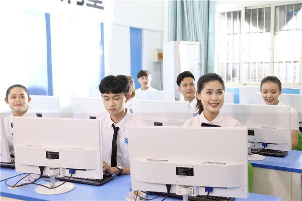 ʯ���f���A��X�W(xu��)У