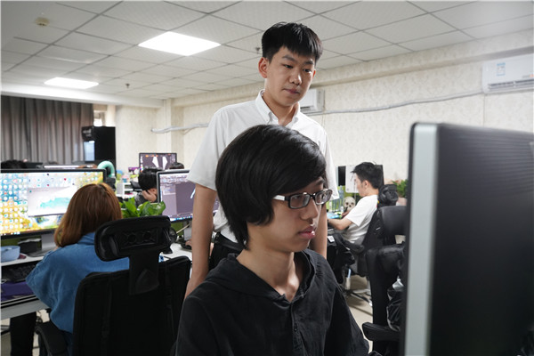 ʯ���f���A��X�W(xu��)У