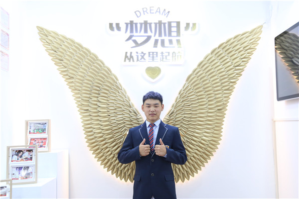 ʯ���f���A��X�WУ