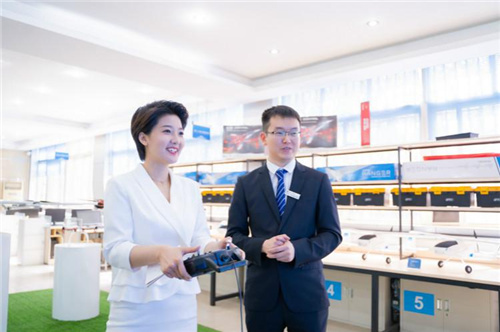 ʯ���f���A��X�WУ