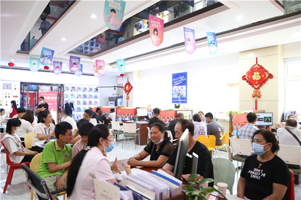 ʯ���f���A��X�W(xu��)У