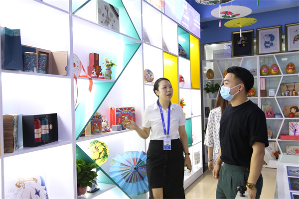 ʯ���f���A��X�W(xu��)У