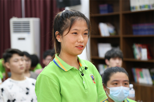 ʯ���f���A��X�W(xu��)У