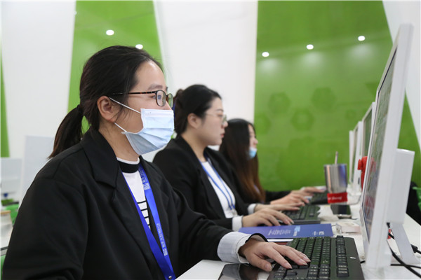 ʯ���f���A��X�W(xu��)У