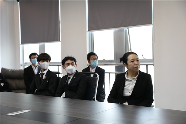 ʯ���f���A��X�WУ