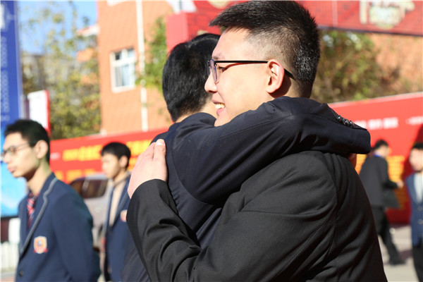 ʯ���f���A��X�W(xu��)У