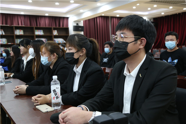 石家莊新華電腦學(xué)校