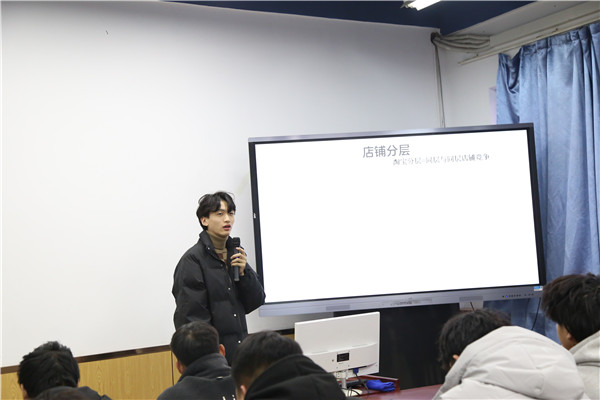 ʯ���f���A��X�WУ