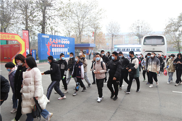 ʯ���f���A��X�W(xu��)У