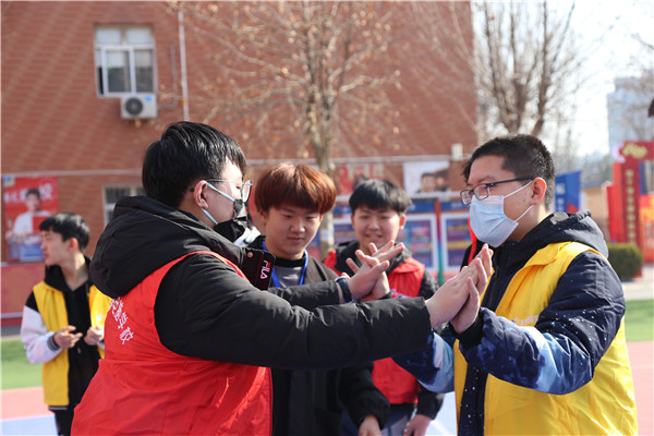 ʯ���f���A��X�W(xu��)У