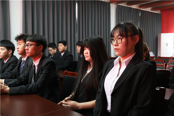 ʯ���f���A��X�W(xu��)У