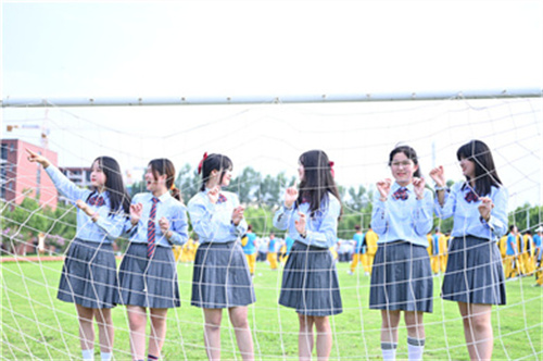 ʯ���f���A��X�W(xu��)У