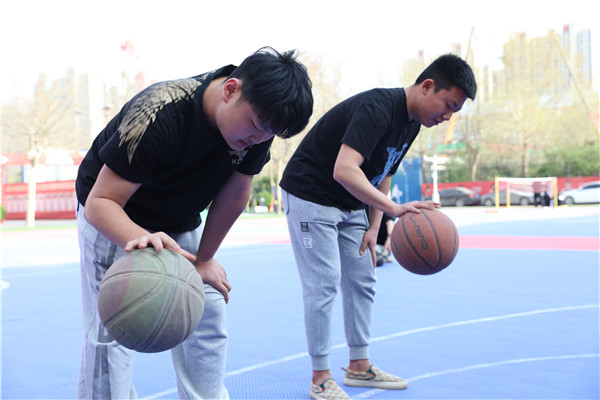 ʯ���f���A��X�W(xu��)У