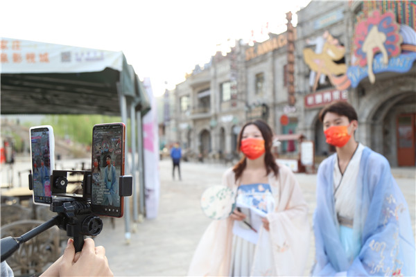 ʯ���f���A��X�W(xu��)У