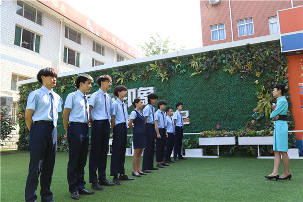 ʯ���f���A��X�W(xu��)У