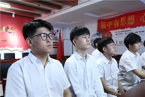 ʯ���f���A��X�W(xu��)У