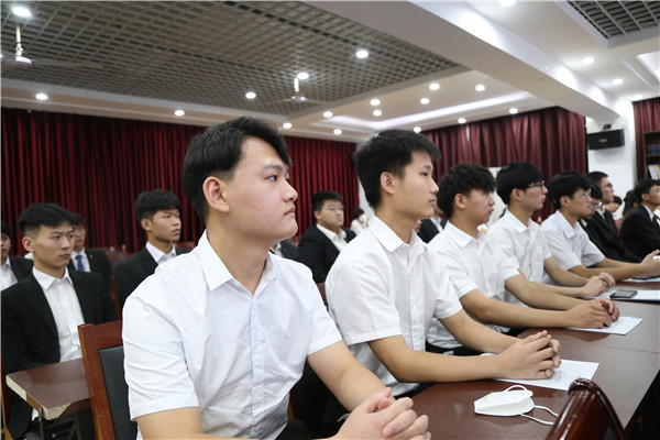 ʯ���f���A��X�W(xu��)У