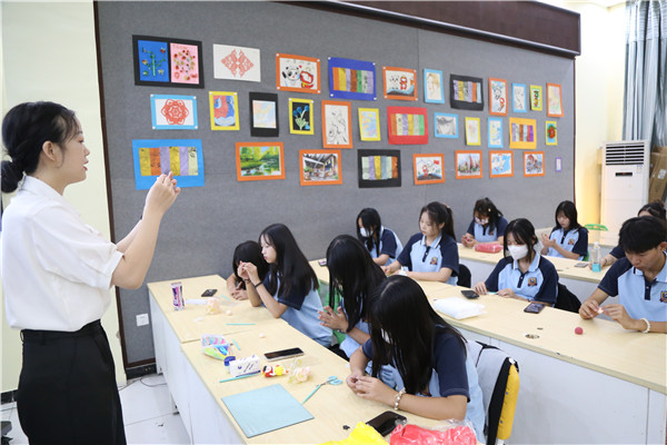 ʯ���f���A��X�WУ