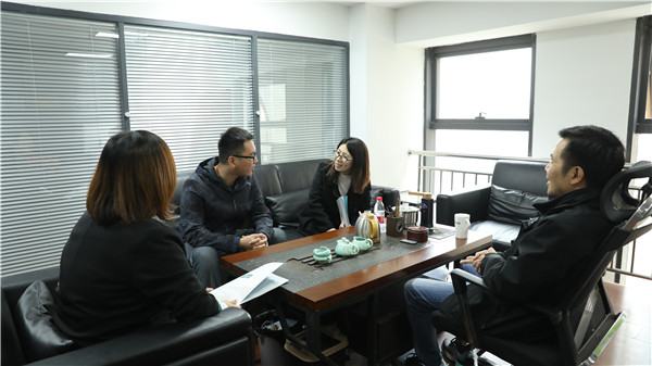 ʯ���f���A��X�W(xu��)У