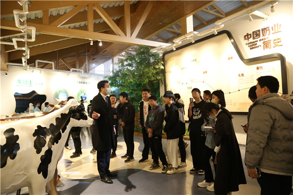 ʯ���f���A��X�W(xu��)У