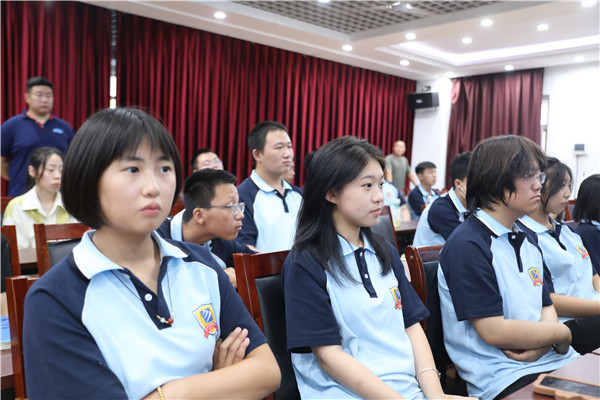 ʯ���f���A��X�W(xu��)У