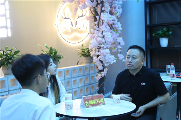 ʯ���f���A��X�W(xu��)У