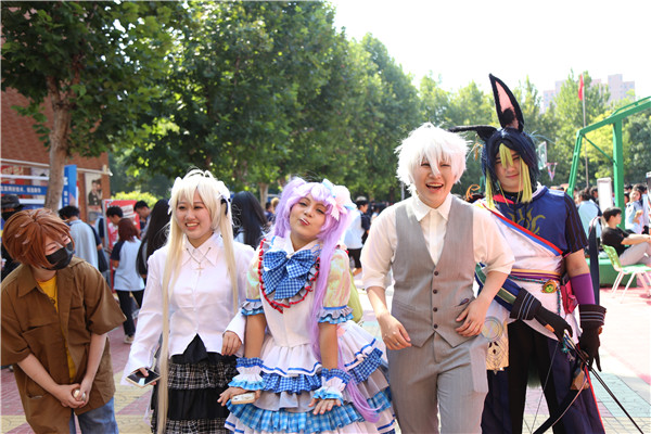 ʯ���f���A��X�WУ