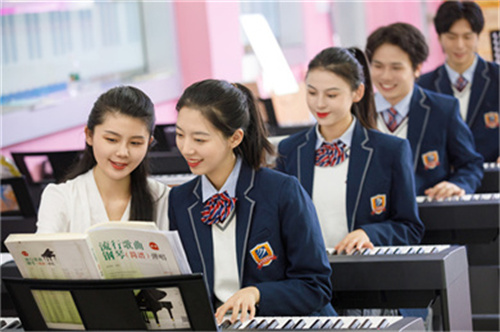 ʯ���f���A��X�WУ