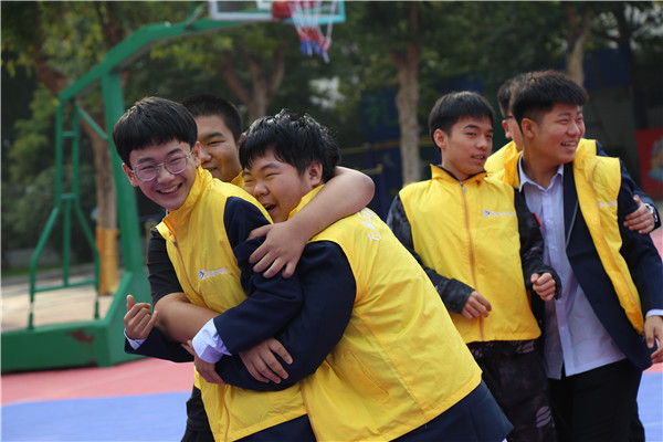 ʯ���f���A��X�W(xu��)У