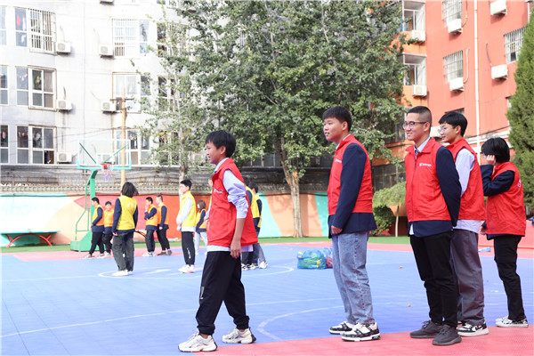 ʯ���f���A��X�W(xu��)У