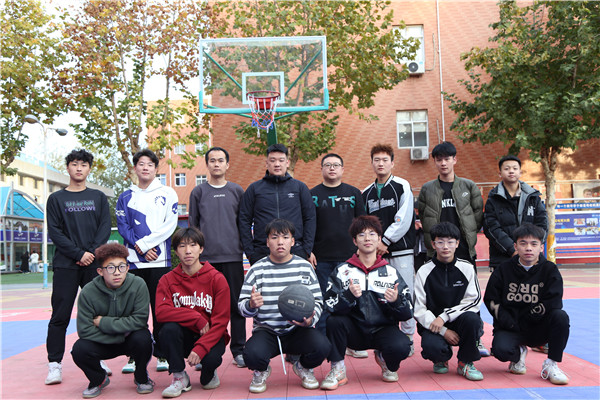 ʯ���f���A��X�W(xu��)У