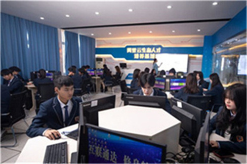 ʯ���f���A��X�WУ