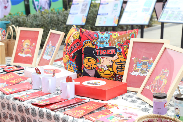 ʯ���f���A��X�WУ