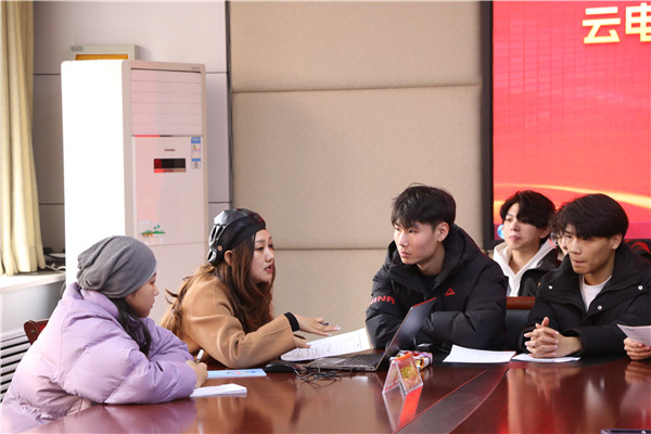 ʯ���f���A��X�W(xu��)У